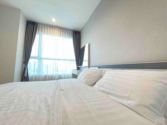 Room 5, Luxurious 2-Bedroom Apartment Near Chao Phraya River, Khlong San