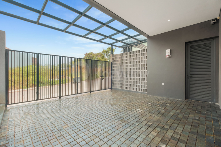 Parking, Sawala Villa by Kozystay - Setiabudi, Bandung
