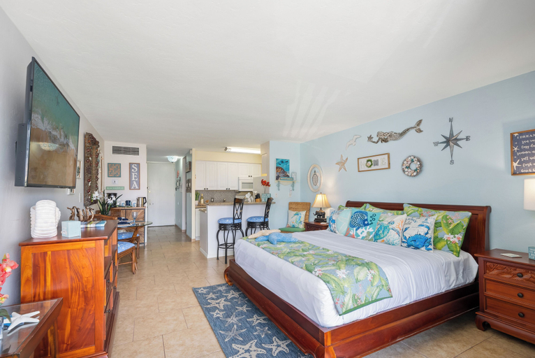 Interior 2, Dream Vacation Studio by the Beach and Pool - Lahaina Shores 428, Maui