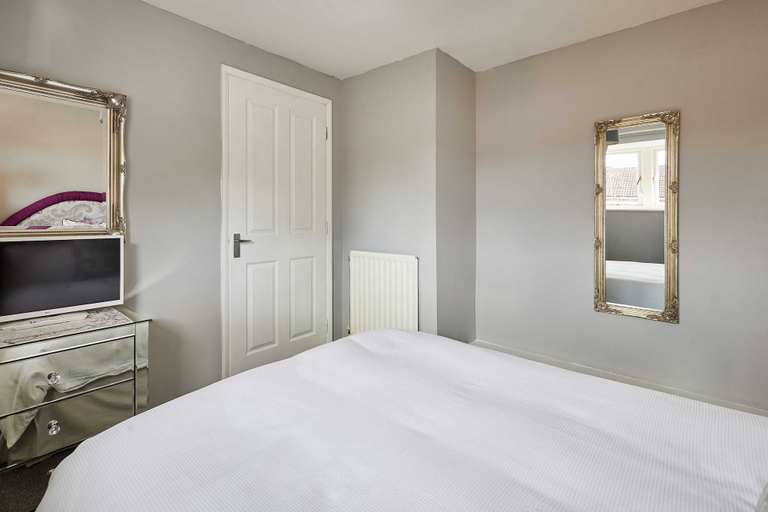 Room 4, Host Stay Theatre View, Darlington
