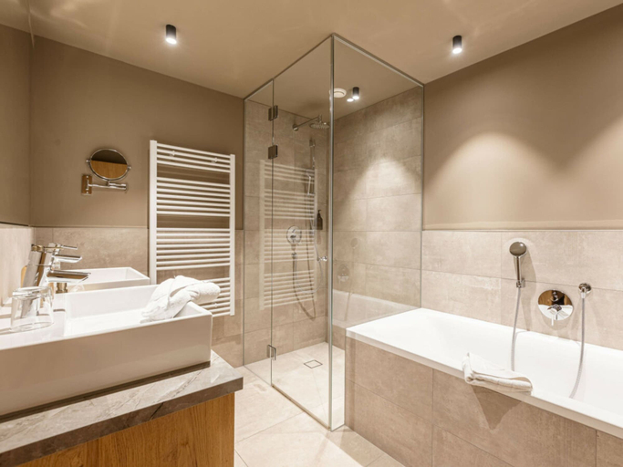 Bathroom, Apartment in Schruns With Swimming Pool, Bludenz