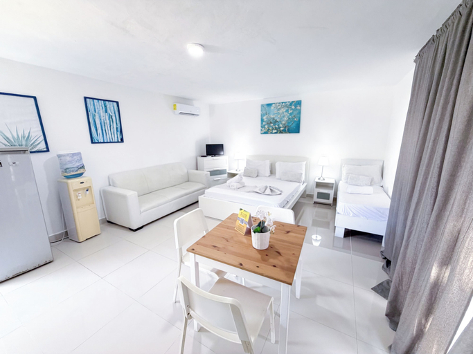 Room 5, Los Corales COCOS Suites HOTEL POOL&SPA, Salvaleon de Higuey