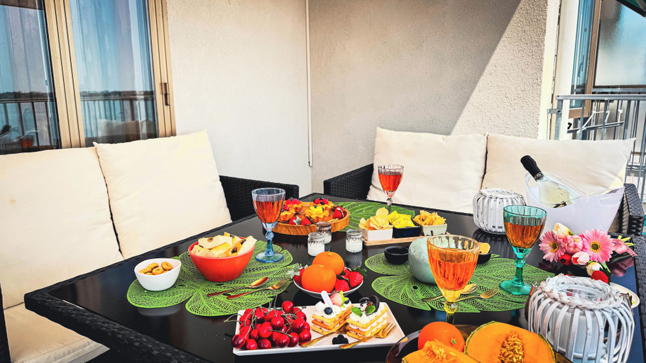Food & Drinks 5, Canal Bellavista by Ca-sa Check, Venezia