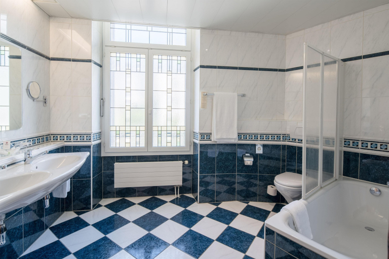Bathroom 4, Hotel Mirabeau, BW Signature Collection, Lausanne