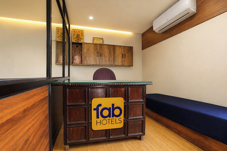 Reception 2, Fabhotel Rameshwaram Palace, Lucknow