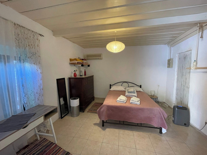Room 3, Corfu Central Apartment Sleeps 3 With Patio, Ionian Islands