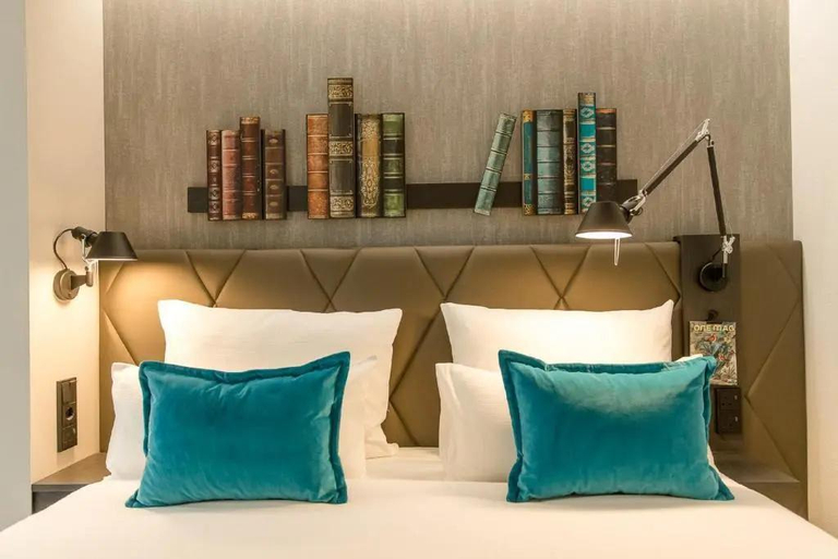 Bedroom 3, Motel One Manchester-St. Peter's Square, Manchester