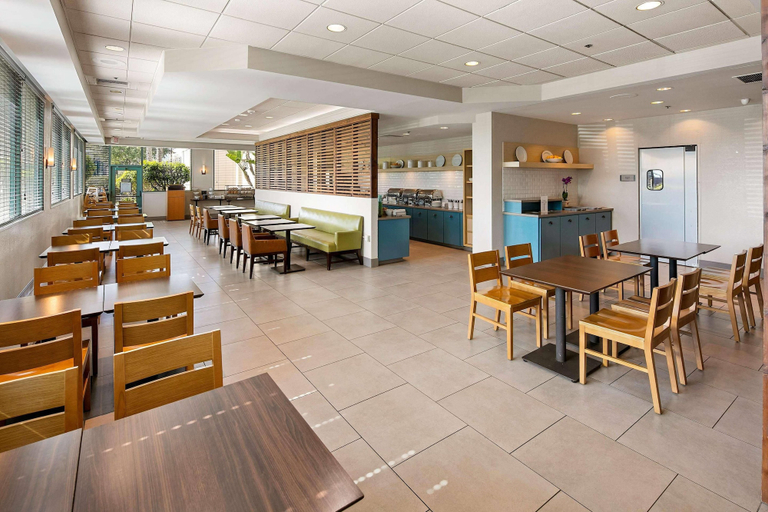 Food & Drinks 5, Country Inn & Suites by Radisson, San Diego North, CA, San Diego