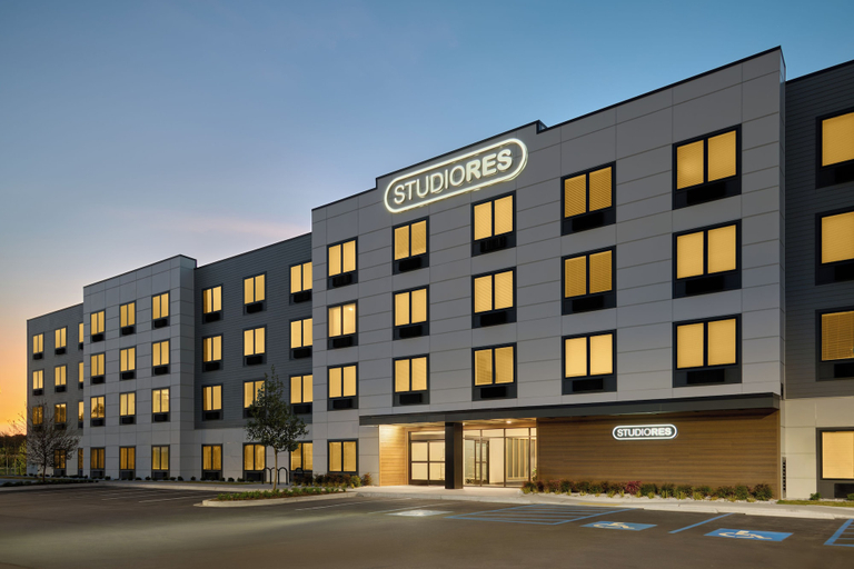 Front of property, Studiores By Marriott Clarksville, Montgomery