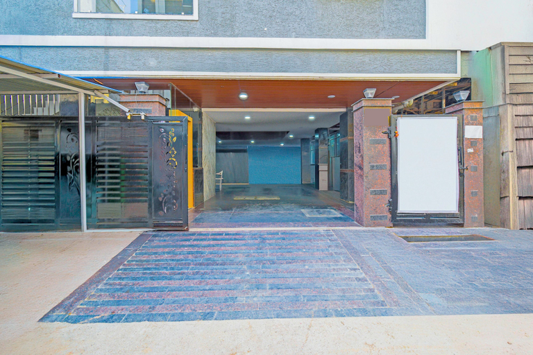 Property entrance, Super Collection O Gachibowli Phase 2, Hyderabad