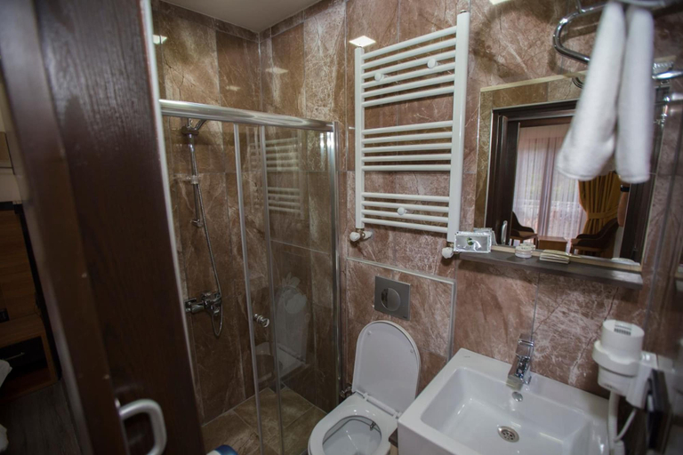Bathroom 5, Yayla Hotel, Konak