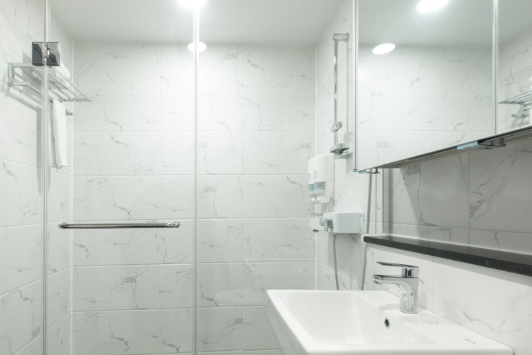 Bathroom, Miami Hotel Jeongseon, Jeongseon