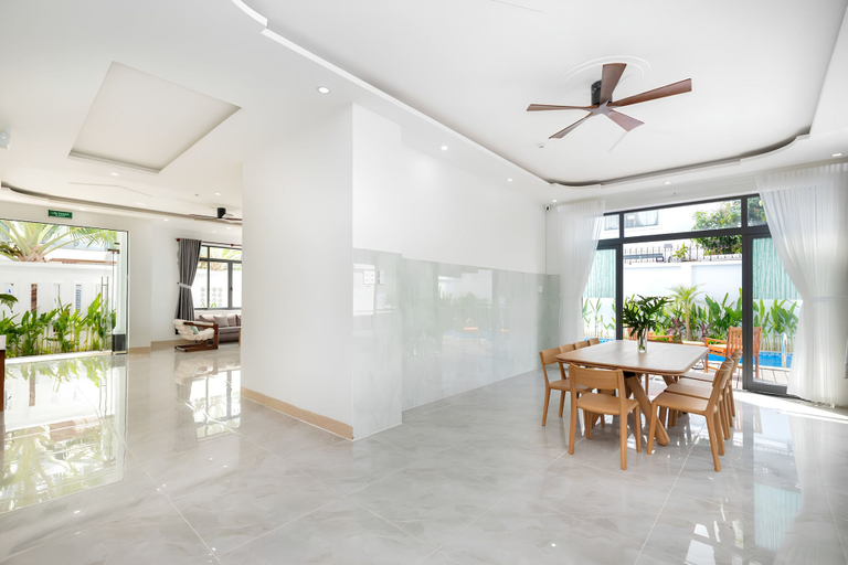 Dining 2, Luxury An Home Beach Villa, Ho Chi Minh City