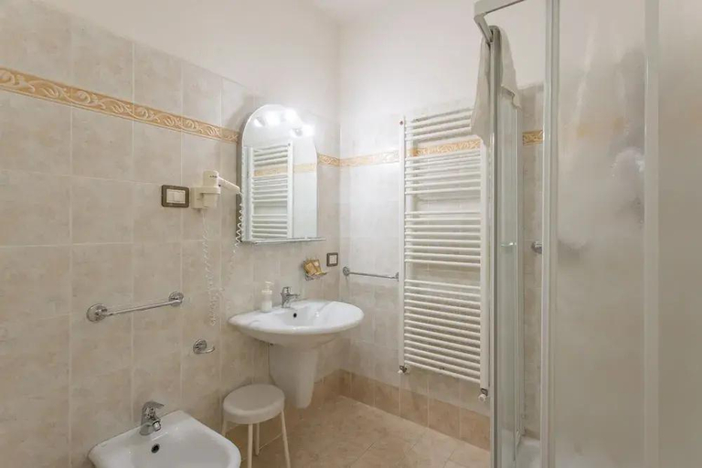 Bathroom 3, Villa Margherita, Arezzo
