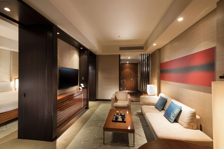 Bedroom 3, Conrad Tokyo, Minato