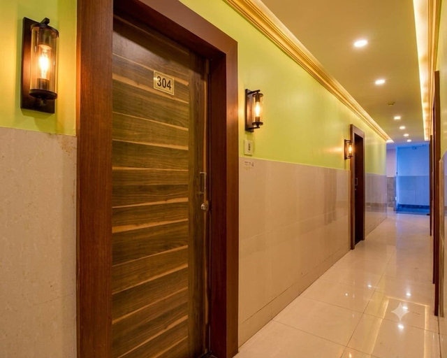 Interior 2, Deluxe Room Iubit Hotel, South 24 Parganas