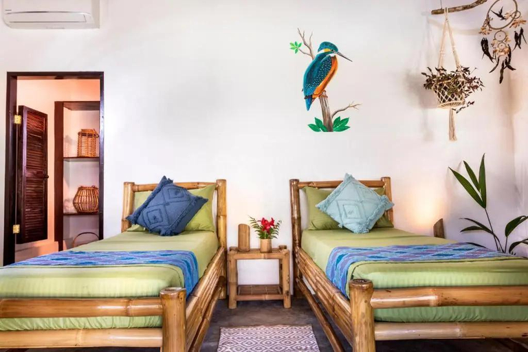 Bedroom 4, Three Little Birds Resort, Anda