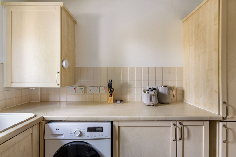 Interior 5, Green Light in Brondesbury Park, London