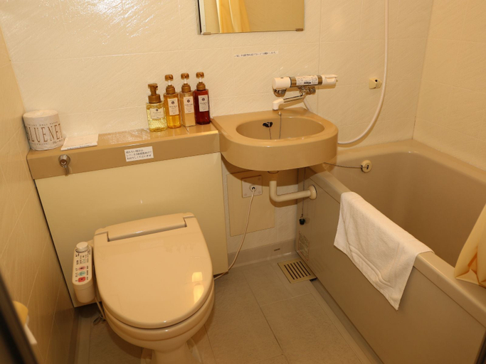 Bathroom 4, Palace Inn Toyota, Toyota