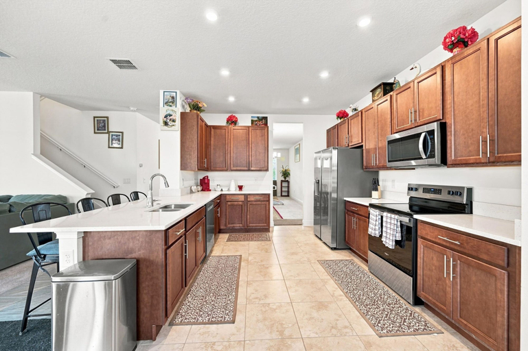 Room 2, Near Madeira Beach - Sleeps 10 Games Fire Pit, Pinellas