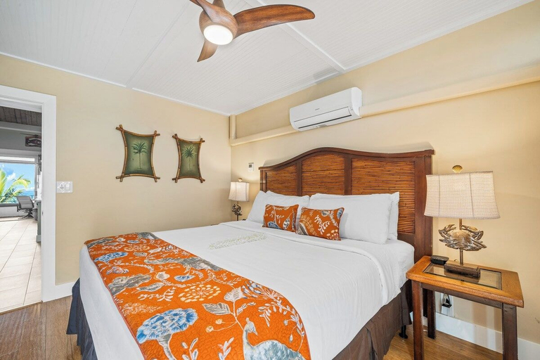 Bedroom 2, Oceanfront 2BD Whale Watching Retreat - Kulakane 307, Maui