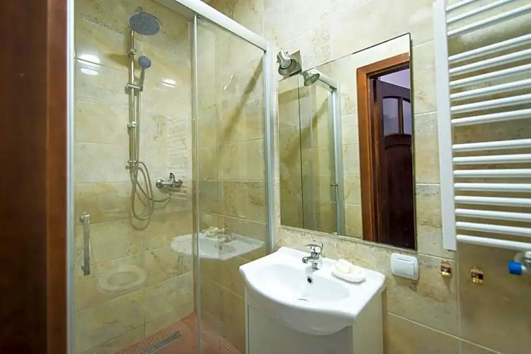 Bathroom 3, First Hotel, Tczew