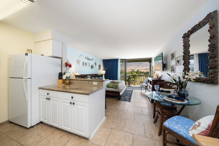 Interior 3, Dream Vacation Studio by the Beach and Pool - Lahaina Shores 428, Maui