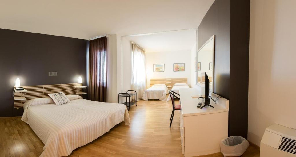 Bedroom 3, Hotel Quadrifoglio, Cuneo