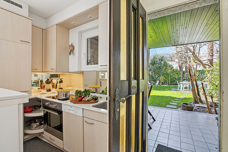 Private kitchen 2, Casa Viola Garden in Losone for 4, Locarno