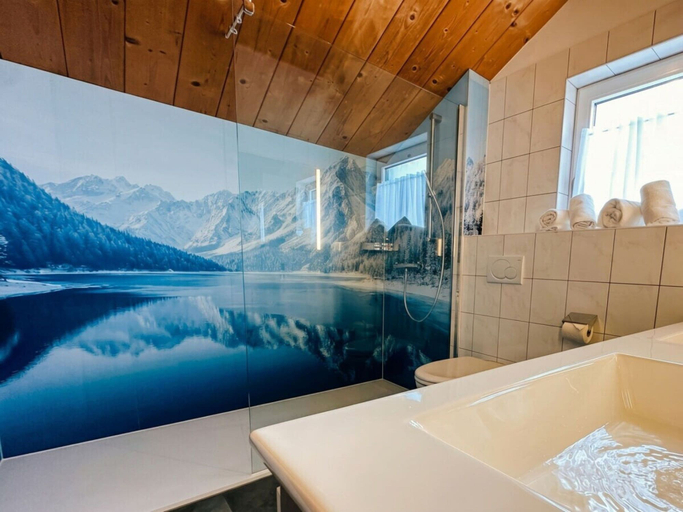 Bathroom 4, Cabin in Annaberg With Swimming Pool, Hallein