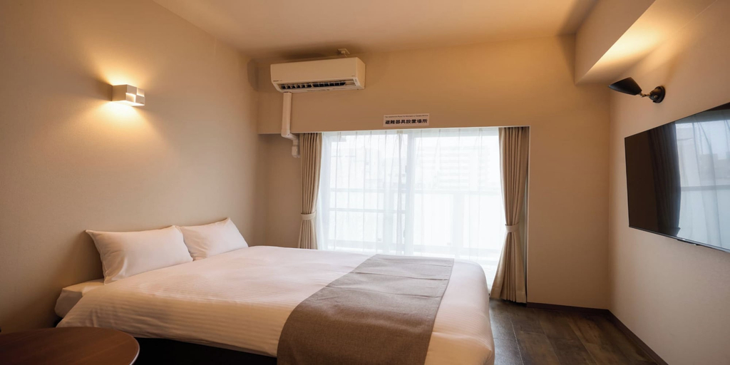 Room 5, New Normal Hotel in ASAHIBASHIEKI, Naha