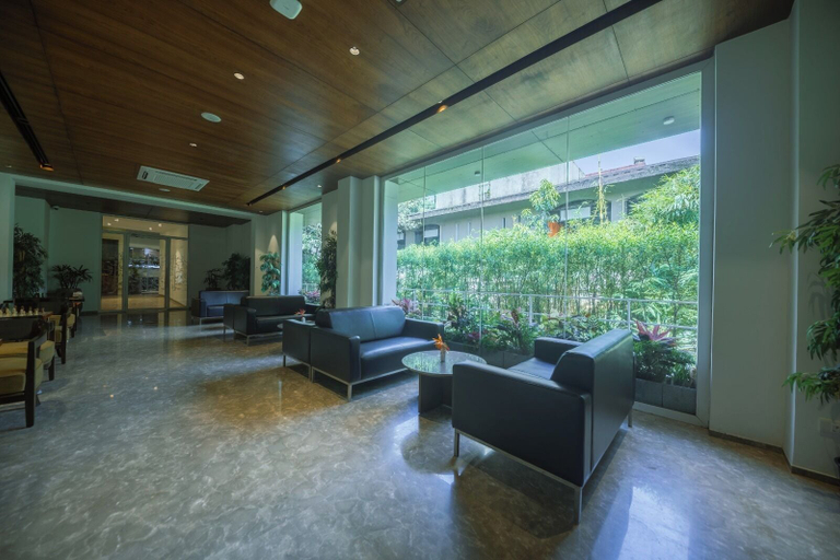 Lobby 5, Vedvana Ayurvedic Hospital & Wellness, Thane