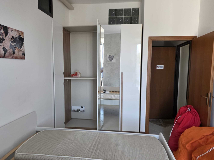 Room 5, Hermoso Housing Affittacamere Spinetta, Alessandria