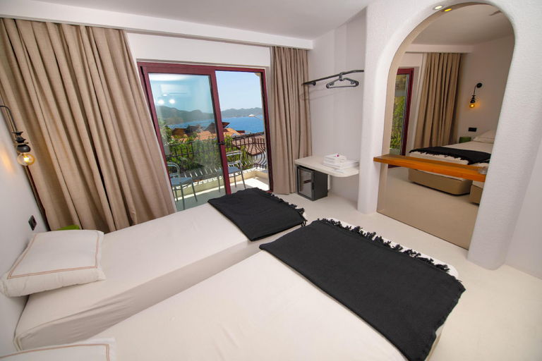 Bedroom 2, Hotel Begonvil, Kaş