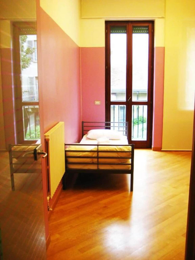 Bedroom 3, Panda Hostel, Milano