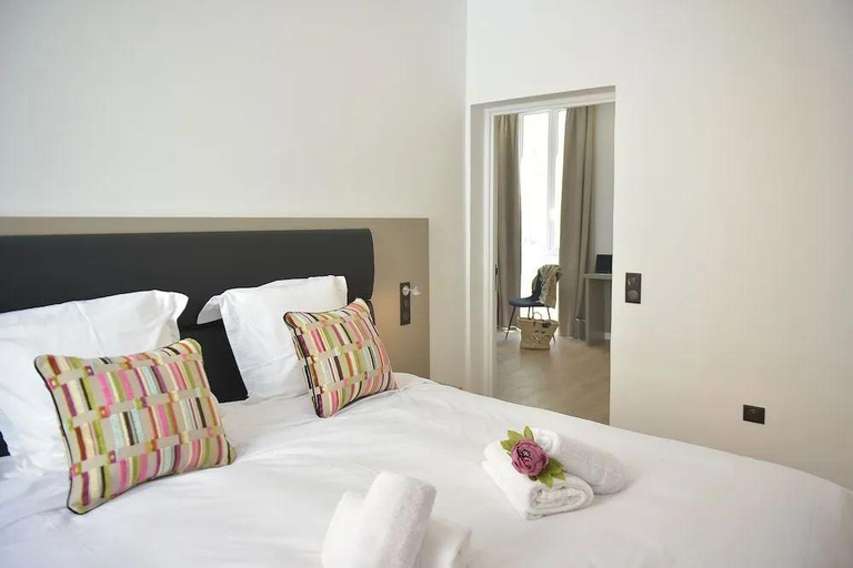 Bedroom 2, Hôtel Continental, Haute-Corse