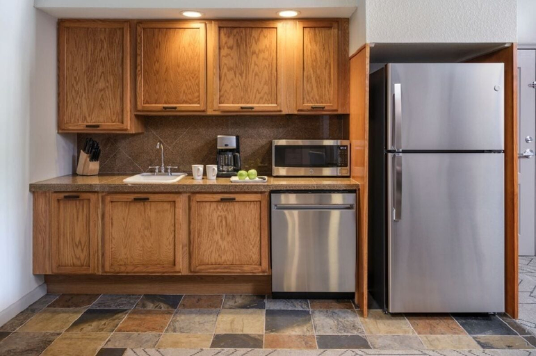 Private kitchen 2, Sheraton Mountain Vista 1 BR, Eagle