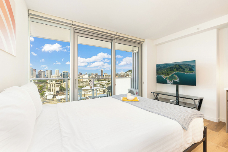 Primary image, Chic Studio With Skyline Views at The Park on Keeaumoku, Honolulu