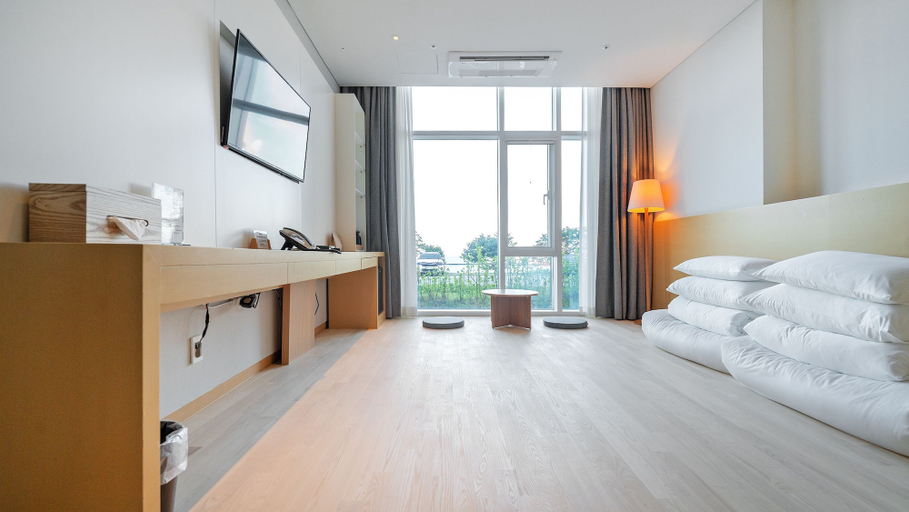 Bedroom 2, Potalaka Naksan Beach Wellness, Yangyang