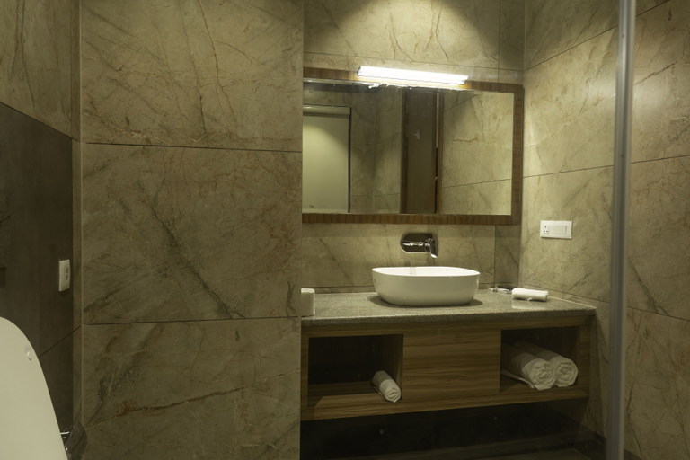 Bathroom 3, Excel Hotels & Resorts Corbett, Nainital