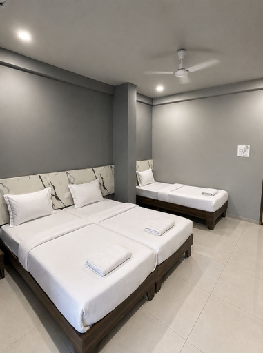 Room 2, Hotel Shivaaye Inn, Jamnagar