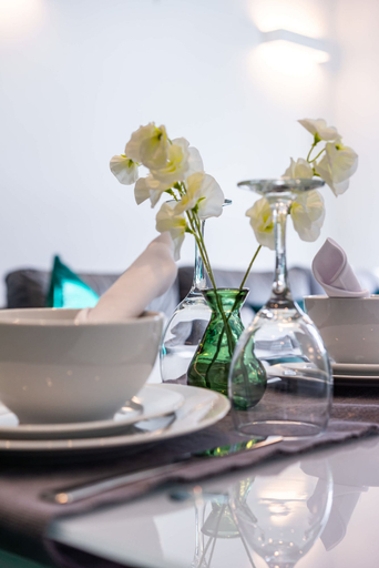 Room 4, Linford Luxe Quiet 1-bed Retreat in Milton Keynes, Milton Keynes