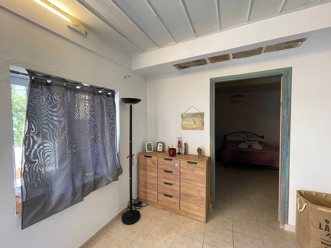Room 4, Corfu Central Apartment Sleeps 3 With Patio, Ionian Islands