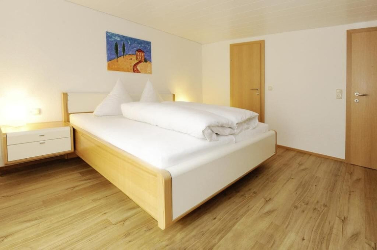 Room 1, Aktiv-Ferienwohnung Montafon, Bludenz