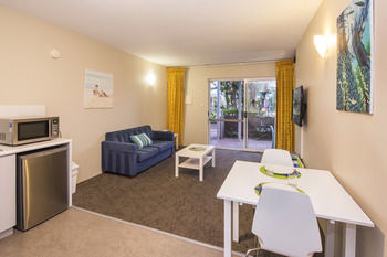 Others 2, Broadwater Resort WA Tourism Award 2025 Gold Winner, Busselton