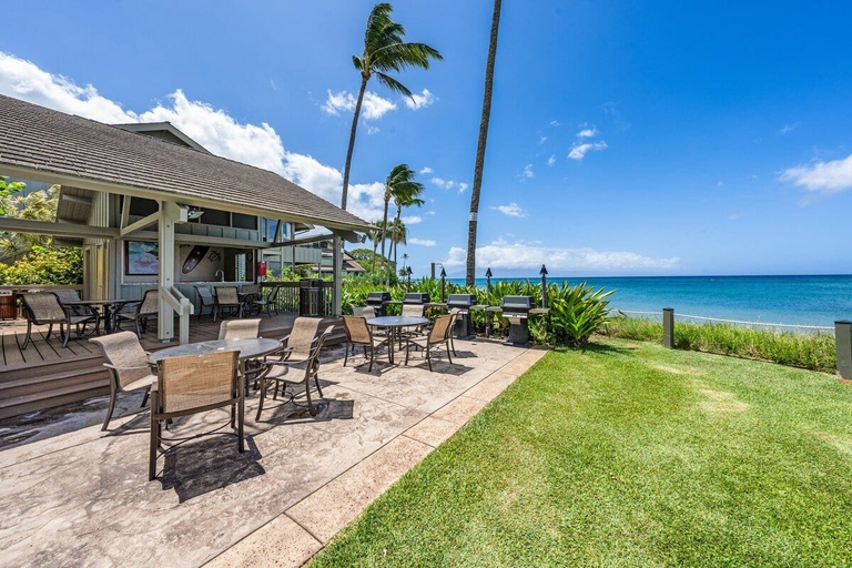 Exterior 5, Spacious 2BD Condo w Oceanviews and Sunsets - Kahana Village 17, Maui