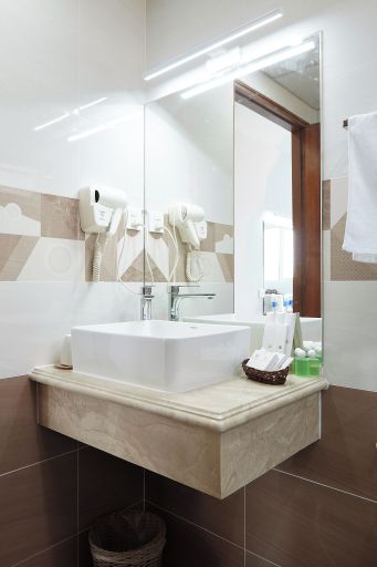 Bathroom 3, Song Anh Hotel, District 1