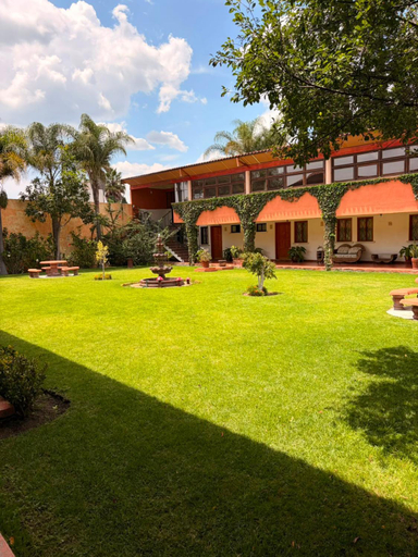 Others 5, Hotel Ollin Teotl, Temascalapa