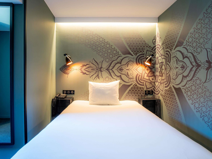 Bedroom 4, ibis Styles Paris Gare de l'Est Magenta, Paris