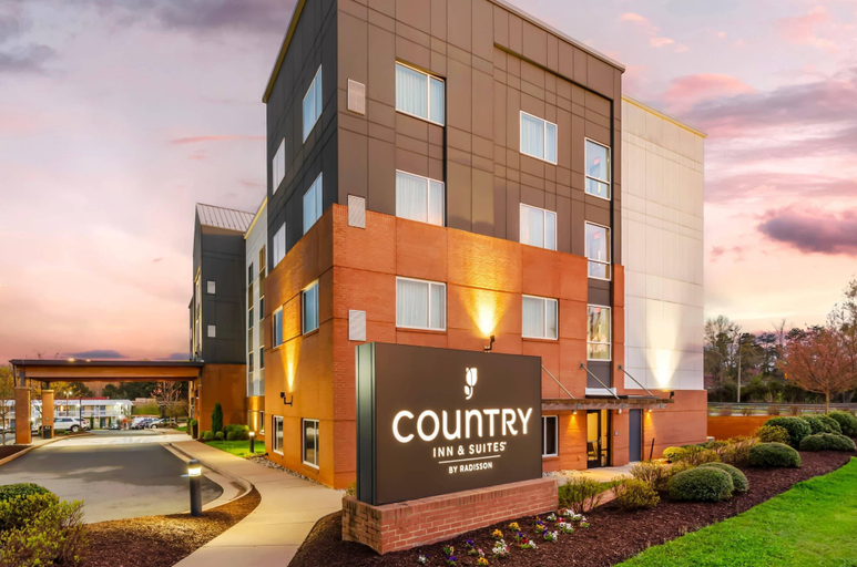 Exterior & Views 2, Country Inn & Suites by Radisson, Charlottesville-UVA, VA, Charlottesville